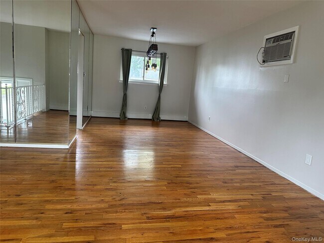 Foto del edificio - 308 Essex St