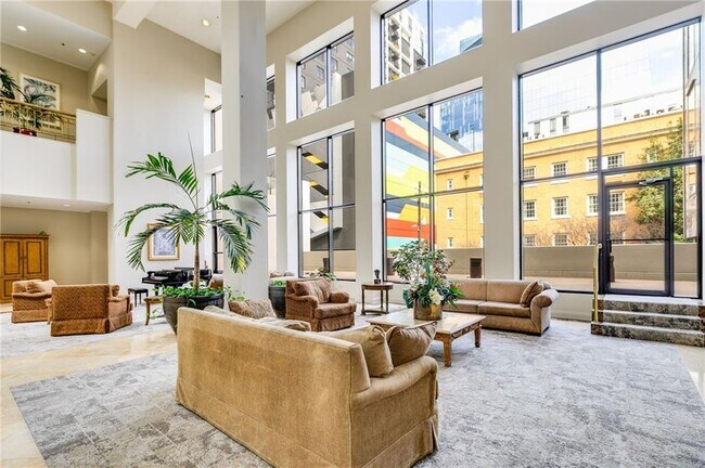 Foto del edificio - 1280 W Peachtree St NW