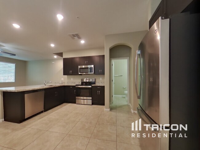 Building Photo - 12574 W Mazatzal Dr