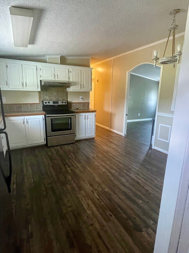 Foto del edificio - 8490 Southard Rd