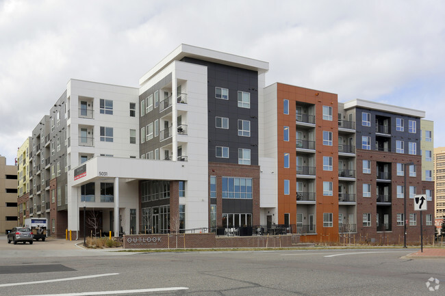 Building Photo - Outlook DTC