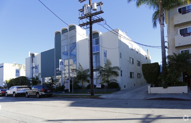 Edificio - 3830 Vinton Ave