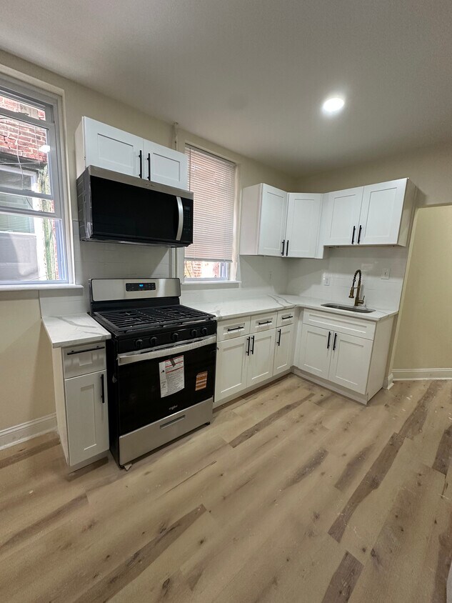 Foto principal - 3744 N Carlisle St