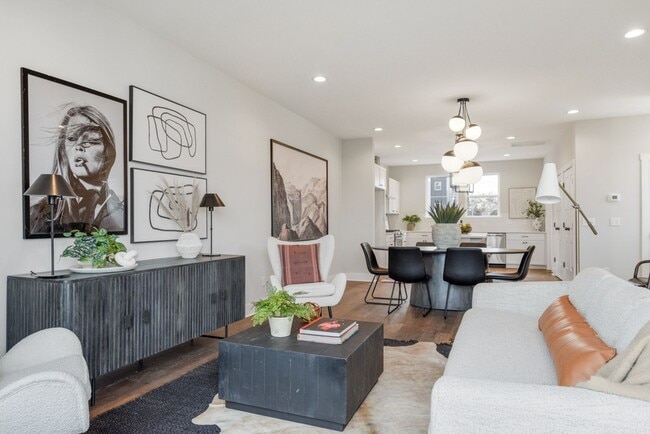 Welcome to The Becanni! - Welcome to The Becanni! Townhome