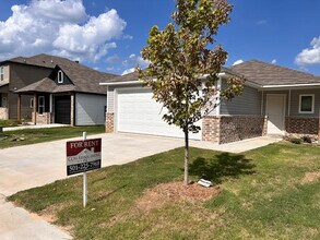 Building Photo - 8204 Fitzgerald Ln