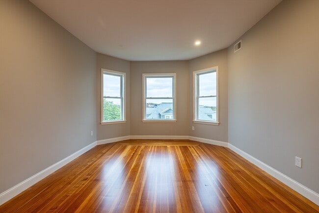 Foto del edificio - 19 Sawyer Ave