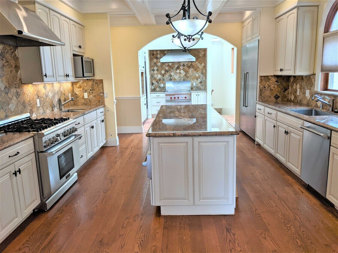 Foto principal - 2912 21st Ave