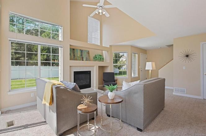 IMMACULATE 2 BED/1.5 BATH TOWNHOME IN LONG... - IMMACULATE 2 BED/1.5 BATH TOWNHOME IN LONG...