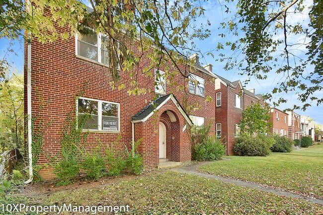 Foto del edificio - 987 Lilley Ave