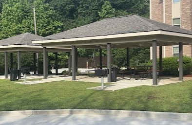 Building Photo - Winwood Manor