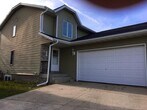 Front Entry - 903 James Ct