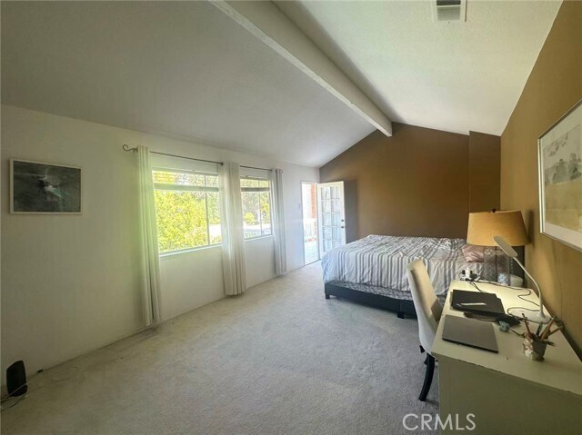 Foto del edificio - 2210 Autumn Ln