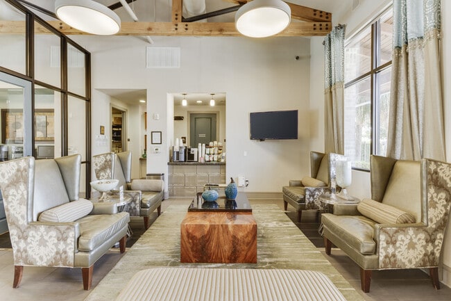 Building Photo - Tacara at Westover Hills