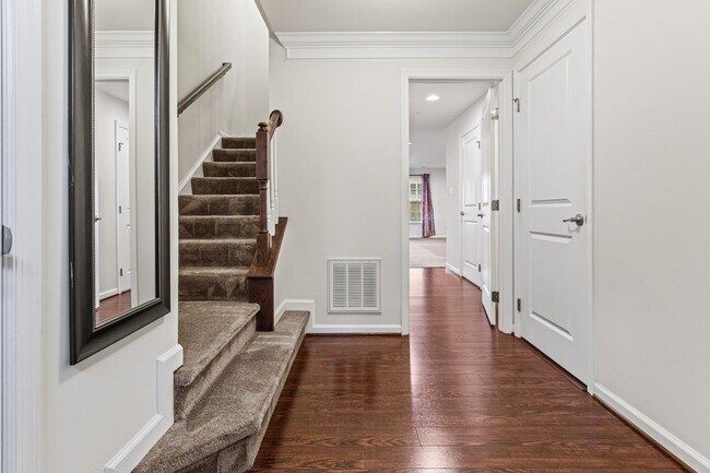 Foto del edificio - 6405 Walcott Ln