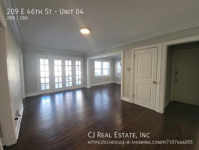 Building Photo - 209 E 46th St