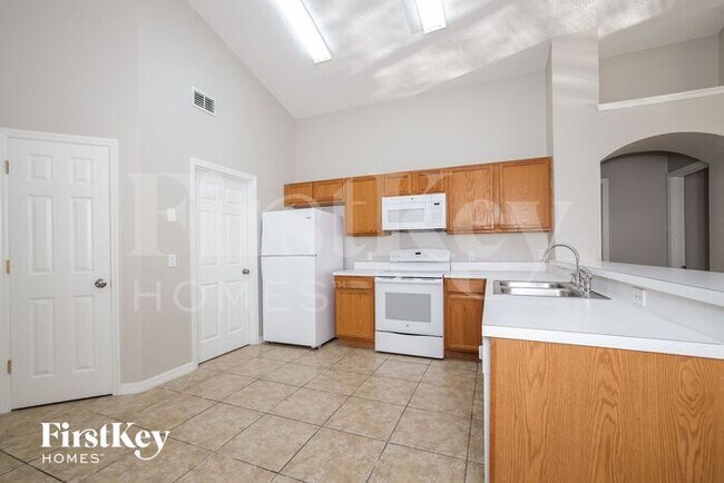 Building Photo - 1122 Liberty Hall Dr