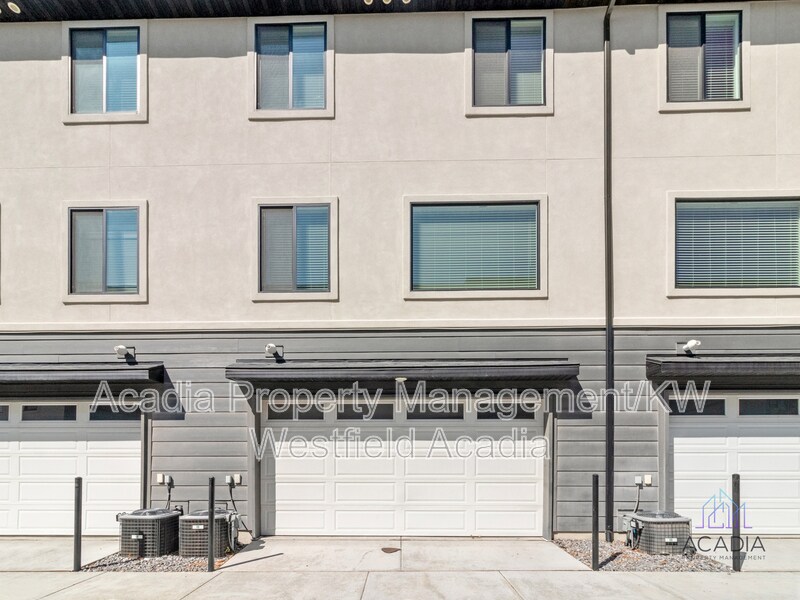 Foto principal - 431 Wood Stream Rd