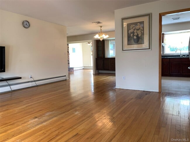 Building Photo - 29 Martin Pl