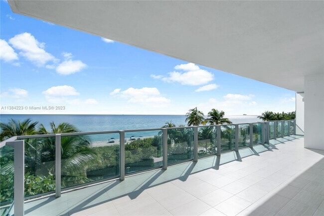 Building Photo - 6901 Collins Ave