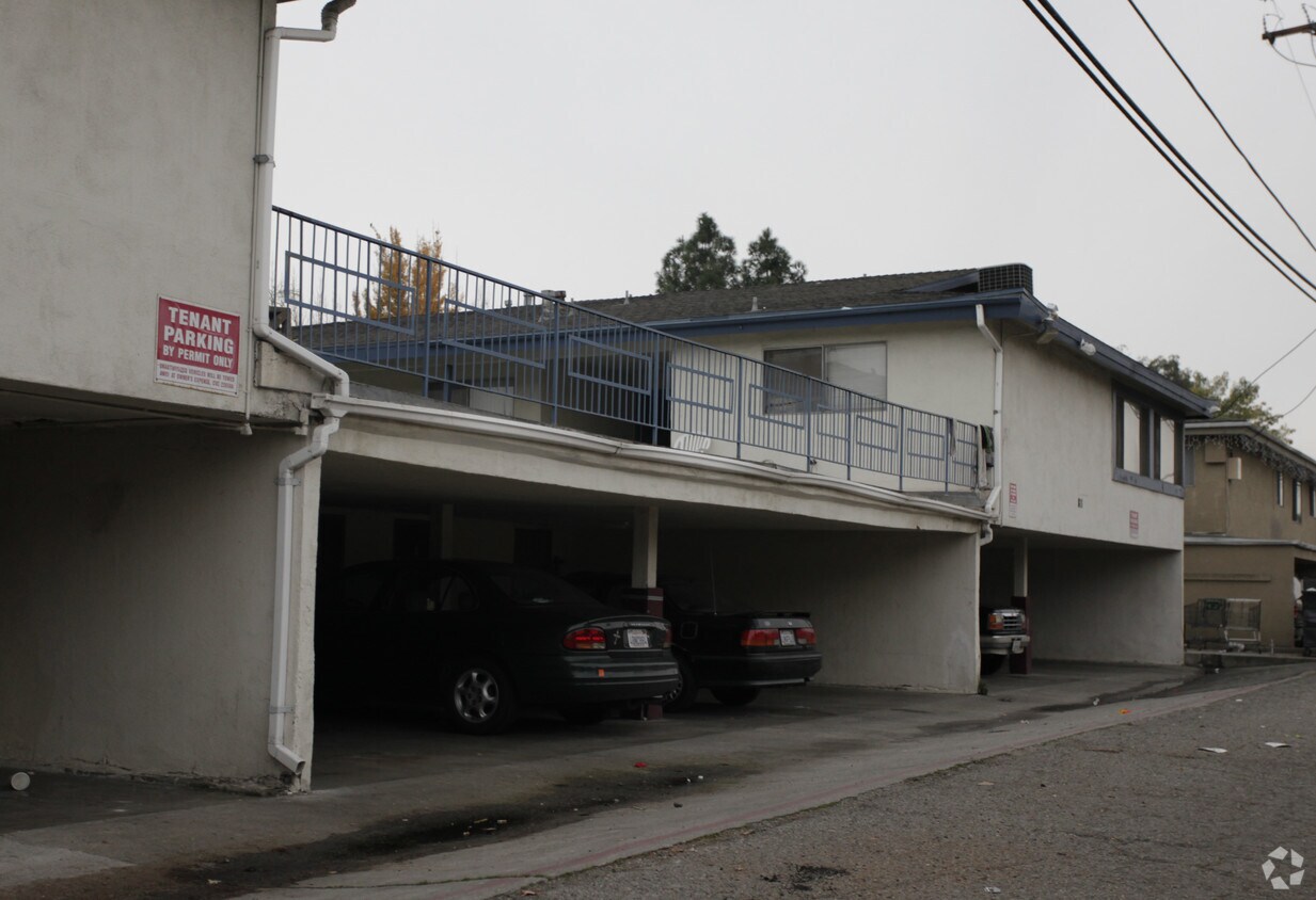 Foto del edificio - Euclid Arms