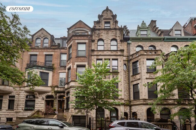 Foto del edificio - 64 W 87th St