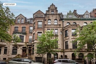 Building Photo - 64 W 87th St