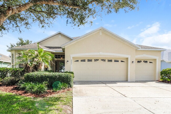 Building Photo - 3731 Braemere Dr