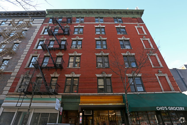 Building Photo - 37A Bedford Street