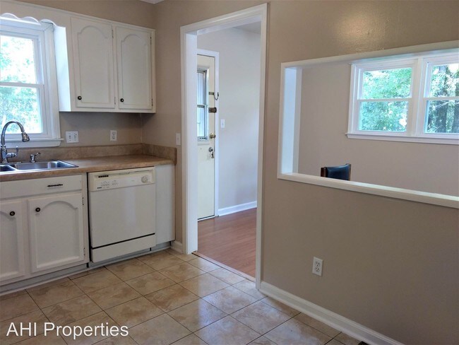 Building Photo - 5 br, 2 bath House - 3712 Fox Trail Circle