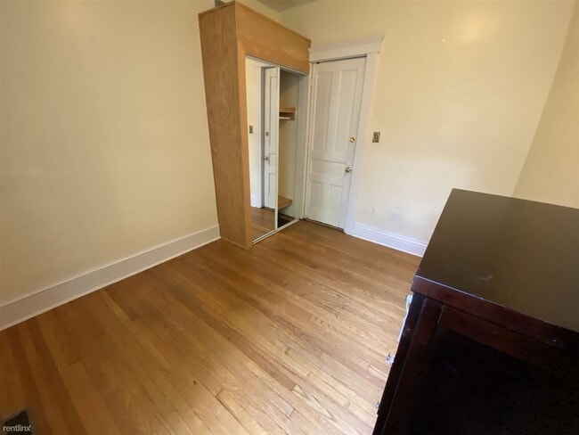 Building Photo - 7 br, 3 bath House - 945 Greenwood Ave