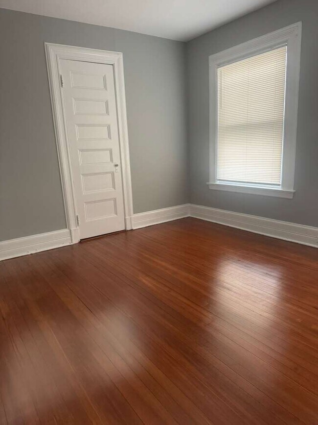 Foto del edificio - 270 N Fulton Ave