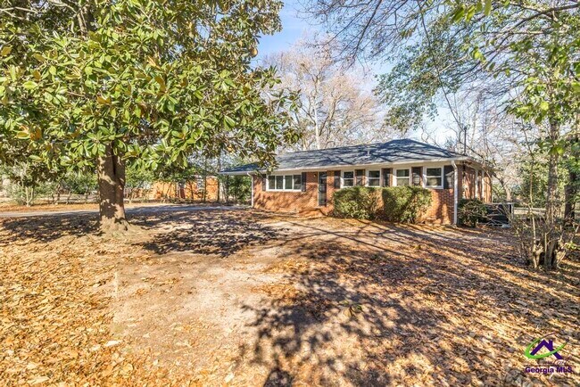 Foto del edificio - 718 Oakview Square