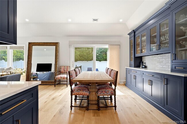 Foto del edificio - 753 E Walnut St