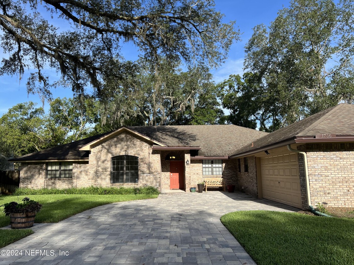 Primary Photo - 1756 Leyburn Ct