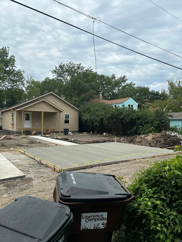 Building Photo - 1742 Alabama St