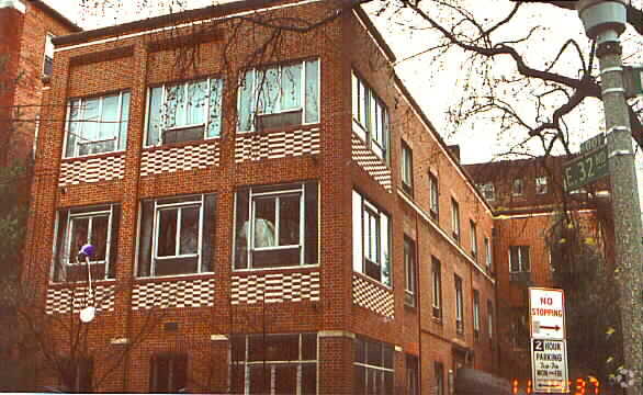 Building Photo - 3201 N Charles St