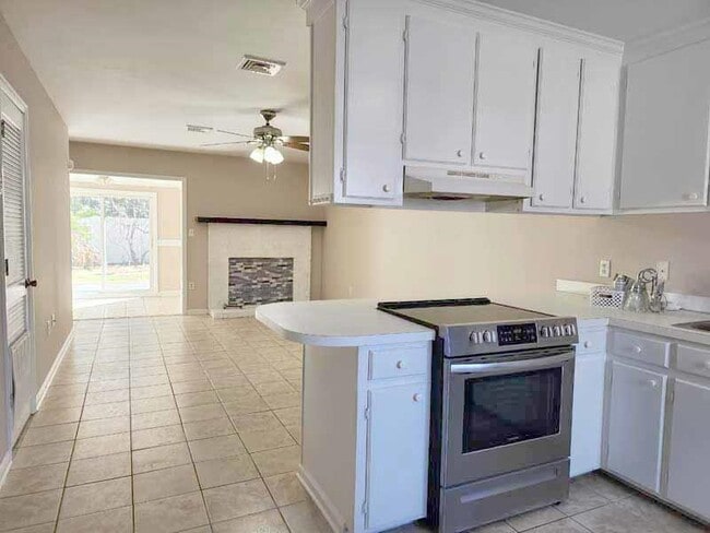 Foto del edificio - 75 Beaver Pond Loop