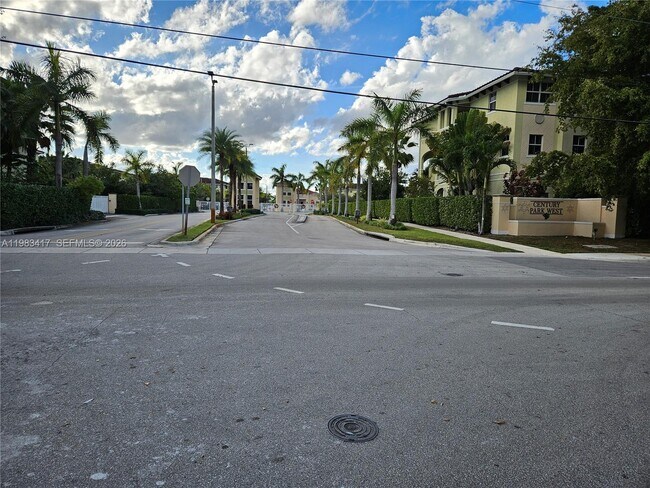 Foto del edificio - 290 NW 109th Ave