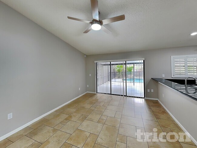 Foto del edificio - 4387 Pasadena Cir