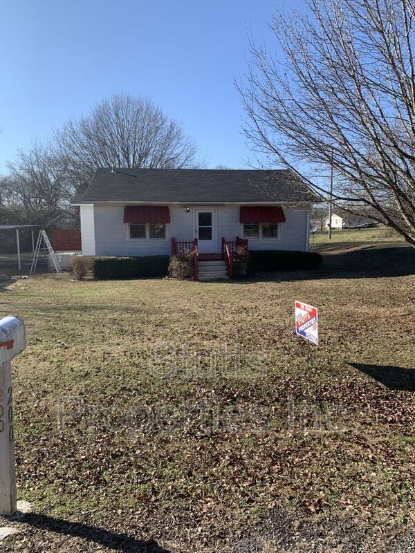 200 Co Rd 580, Rogersville, AL 35652 House Rental in Rogersville, AL