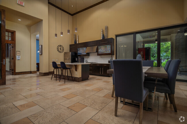 Clubhouse Kitchen - The View at Westover Hills