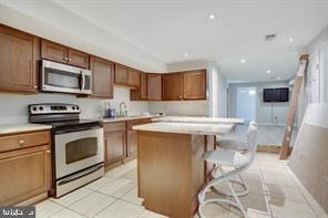 Building Photo - 7715 Wingate Dr