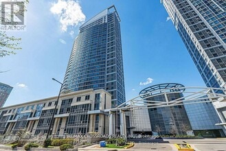 Building Photo - 38 Lee Centre Dr