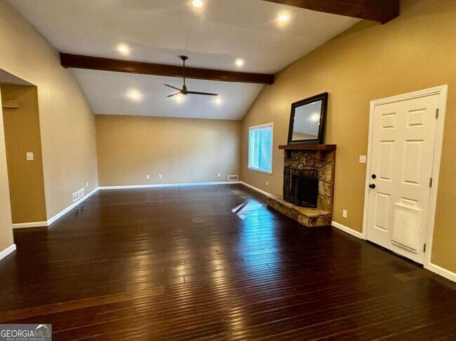 Foto del edificio - 125 Lantern Ridge Ct