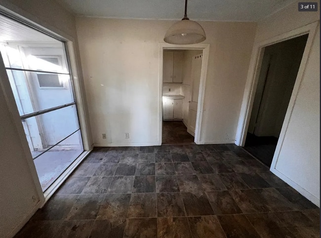 Building Photo - 849 Singapore Dr