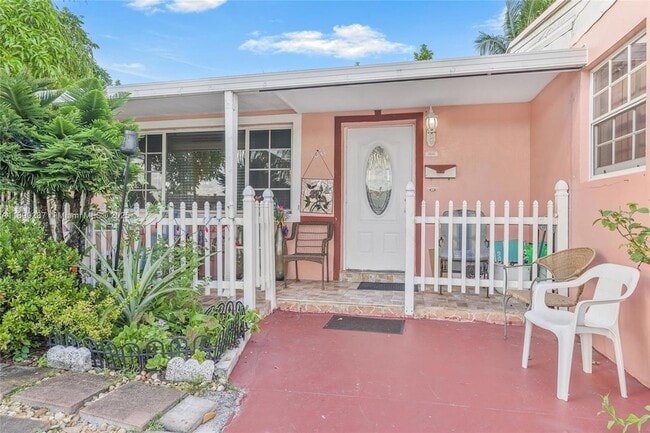 Foto del edificio - 1041 NW 196th Terrace