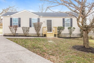 Building Photo - 111 Ridgeview Ct