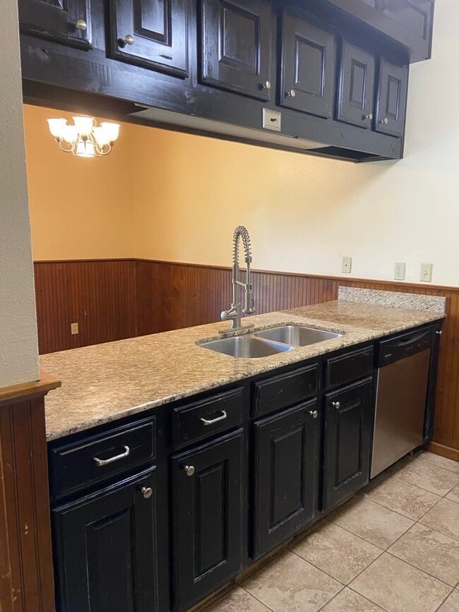Foto del edificio - 13914 Turnberry Ln