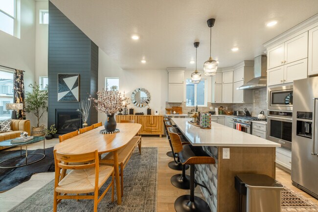 Foto del edificio - 6629 Purple Poppy Ln