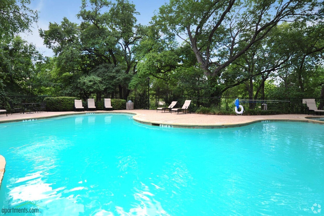 The Woods at Five Mile Creek 6010 S Westmoreland Rd Dallas, TX